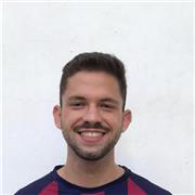 Profesor con titulación del grado superior de deportes
